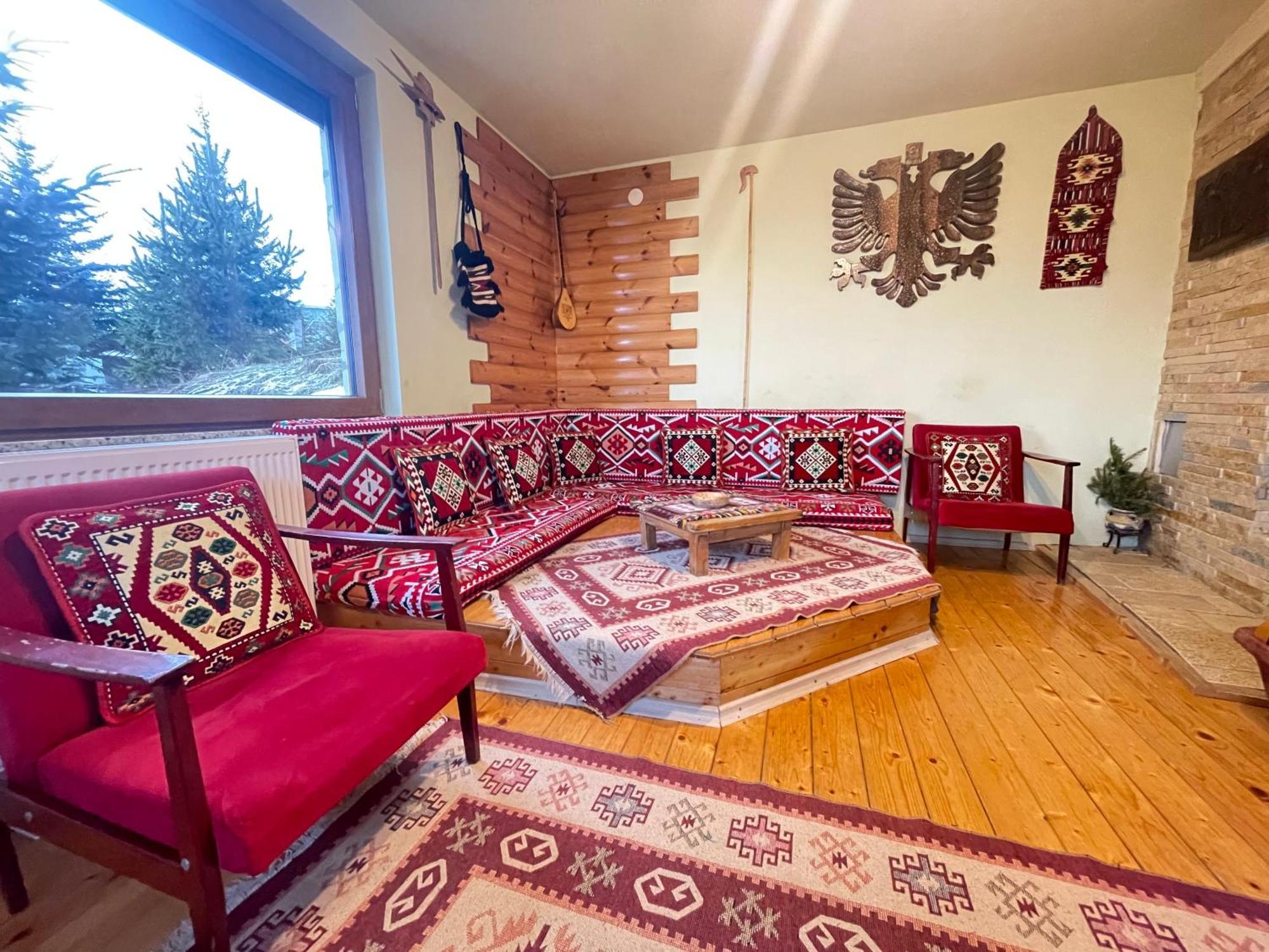 Villa 80 Kodra E Diellit Τέτοβο Εξωτερικό φωτογραφία